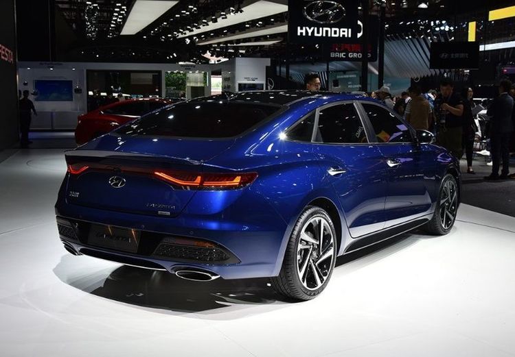 买轩逸亏大了!全新轿跑比奥迪A6漂亮,配1.6T,仅