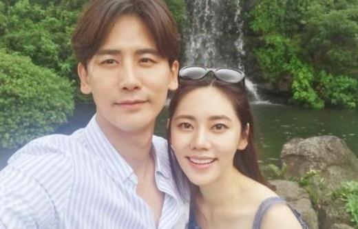 秋瓷炫于小光北京房子装修豪华 于晓光年收入