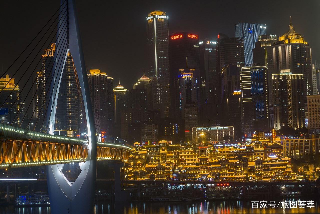 中国这座城市的夜景,比上海和香港还要漂亮,你