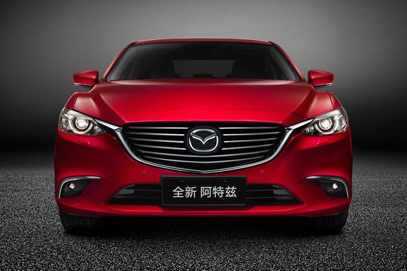 中年大叔玩“油腻” 谁能在B级运动轿车市场成功逆袭？