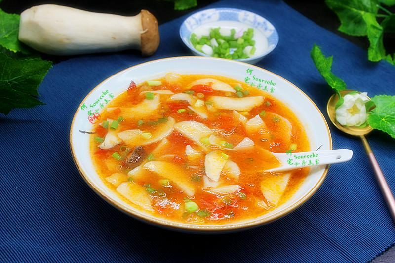 它比西红柿蛋汤香滑,酸酸甜甜,肉肉的口感,全家