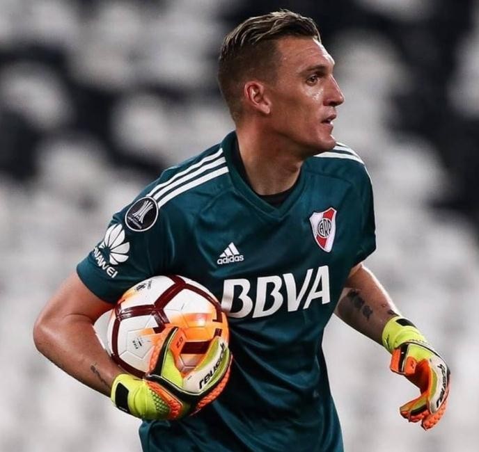 罗伤退古兹曼替补,梅西想拿大力神杯阿根廷得