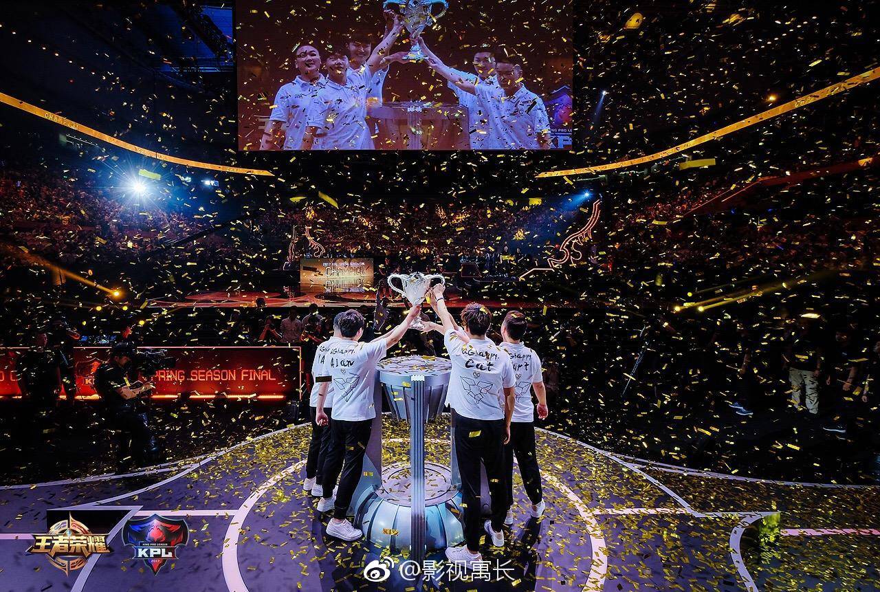 生而无畏 战至终章 不在你辉煌时慕名而来