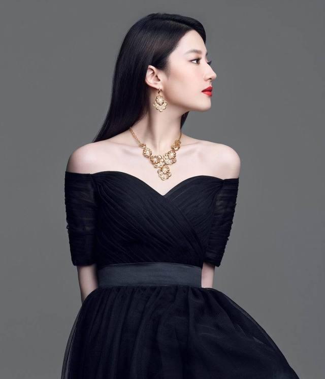 刘亦菲中国黄金的广告硬照,天仙越来越美了