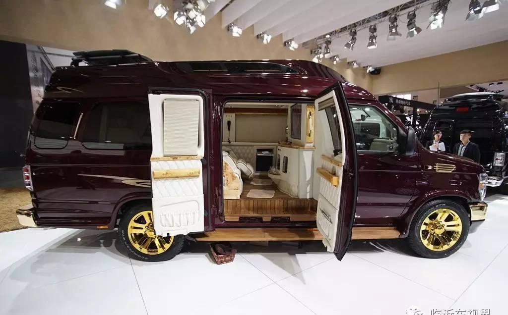 体验不一样的奢华, 全球限量的黄金版500万福特E350房车