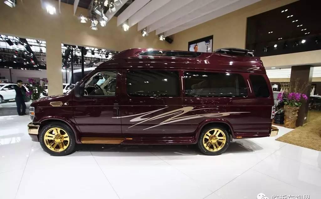 体验不一样的奢华, 全球限量的黄金版500万福特E350房车