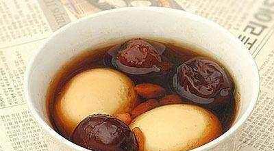 白发不用染, 煮鸡蛋加上它, 让你白发变黑发,