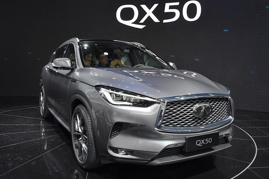 全新QX50仅35万起售 外形内饰高颜值 奥迪Q5的日子不好过了