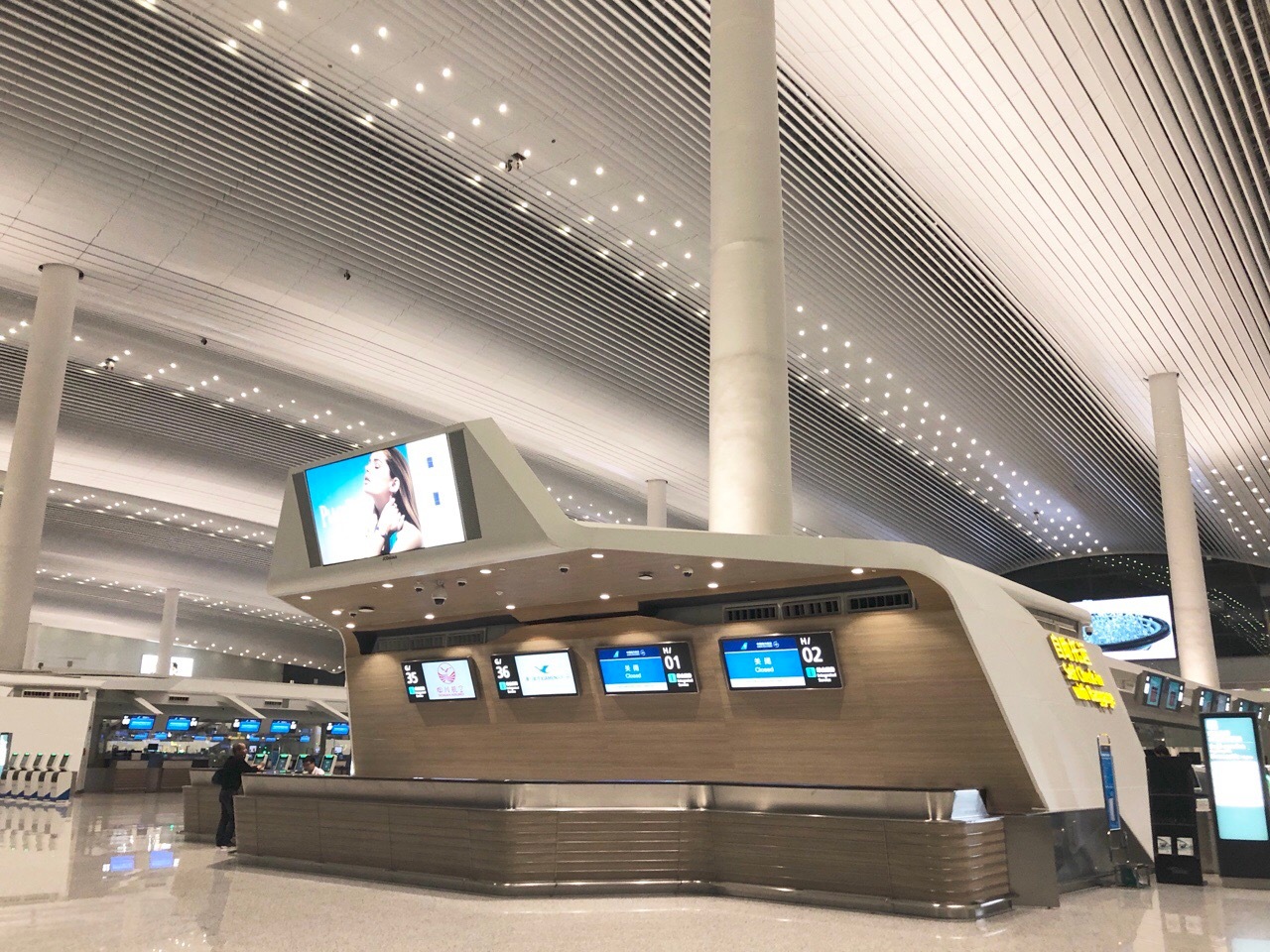 国内最大的单体航站楼--广州白云机场T2