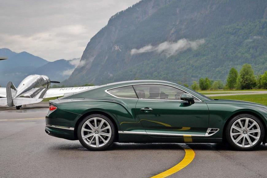 史上最豪华GT跑车，6.0T配W12，3秒破百，帕拉梅拉见了都得让路