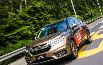 汉兰达为新一代的歌诗图, 配四驱不加价, 全新汉兰达22万起