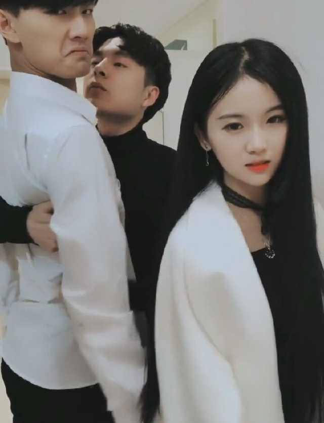 杨清柠的后宫有多乱?同款昵称、发型, 情侣穿