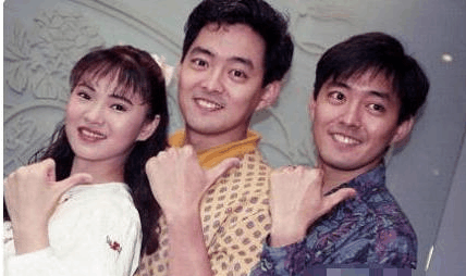 还记得演《鬼丈夫》的李志希吗？他有个双胞胎弟弟，长得一模一样
