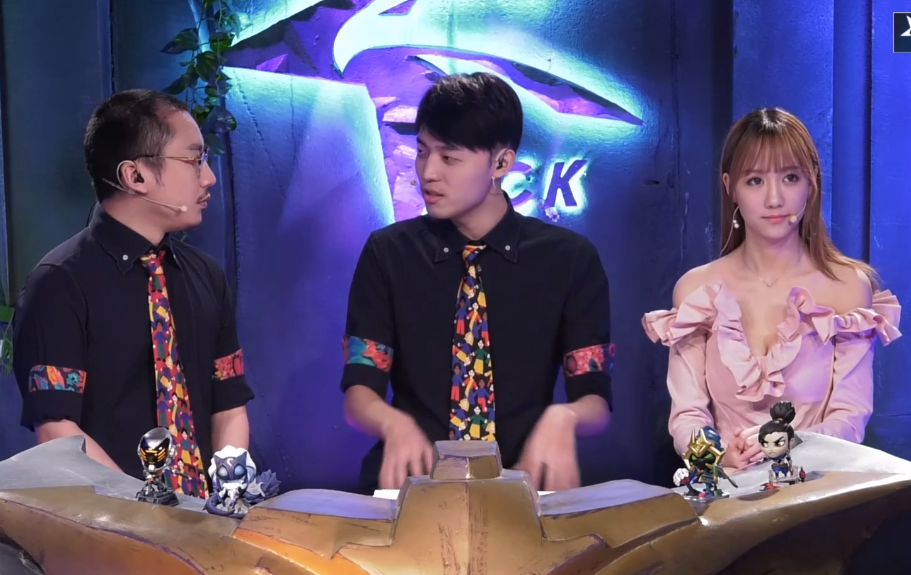 LPL夏季赛又火了一位女主播?这回不是小姐姐