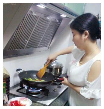 小姑子怀孕嫂子好吃好喝伺候听到小姑子的话嫂子把她赶出去