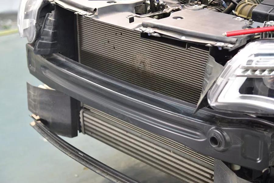 对观致工程师肃然起敬,观致3的防撞梁确实有点