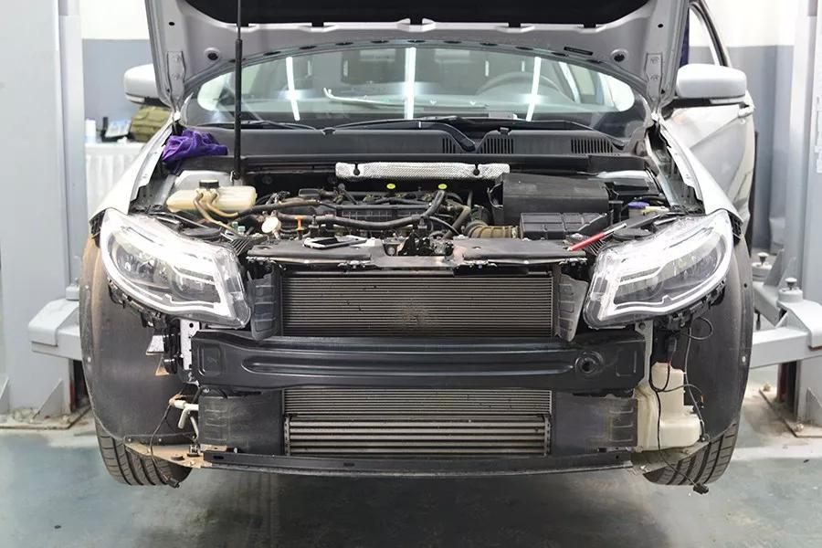 对观致工程师肃然起敬,观致3的防撞梁确实有点