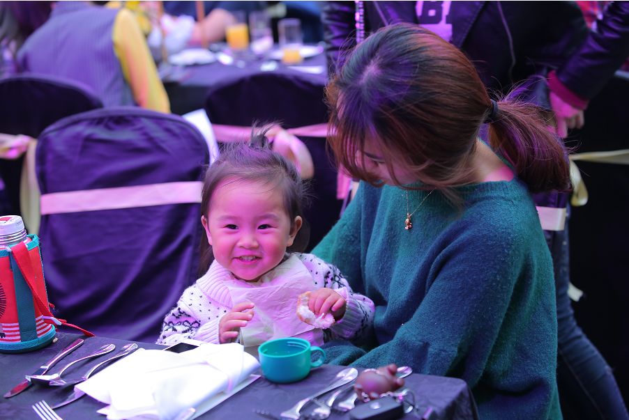 万丈星光,共飨盛会 ▏万达成都城市公司春季媒