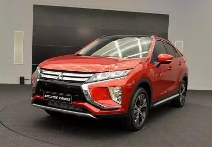 三菱这次要火了，新一代欧蓝德即将上市，车尾比路虎好看，售12万