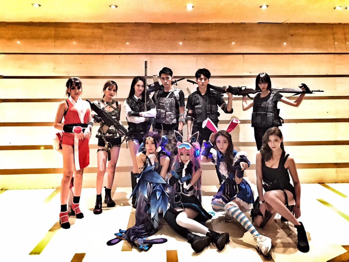 深圳网红 吃鸡游戏 荒野行动网红cosplay吃鸡活