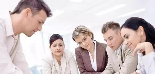 珠宝销售中的经典情感案例分析