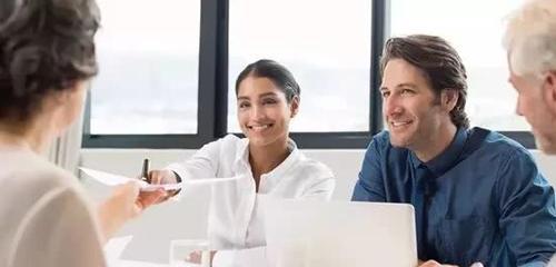 珠宝销售中的经典情感案例分析