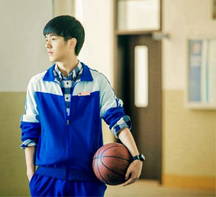 6位穿校服的男明星,刘浩然充满少年感,白敬亭也曾是个