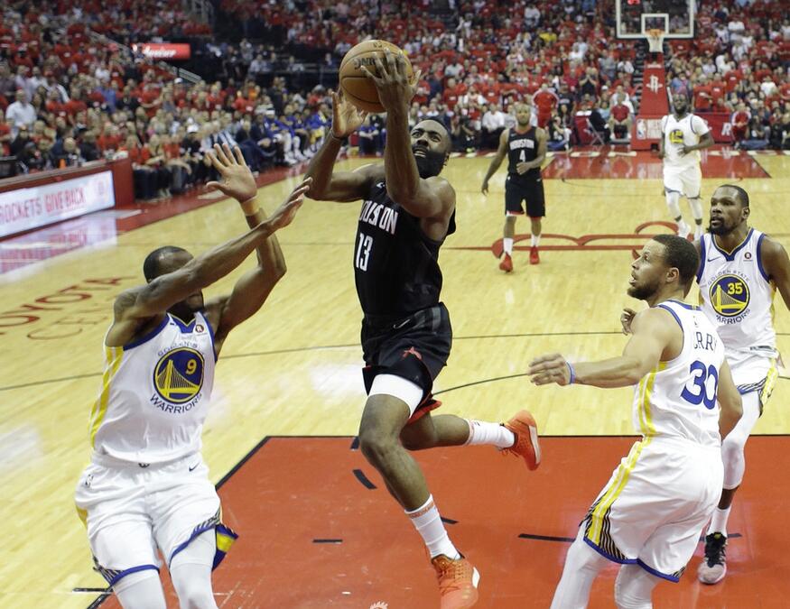 库里防守太差?西决两场远胜勇士3铁闸,1数据让