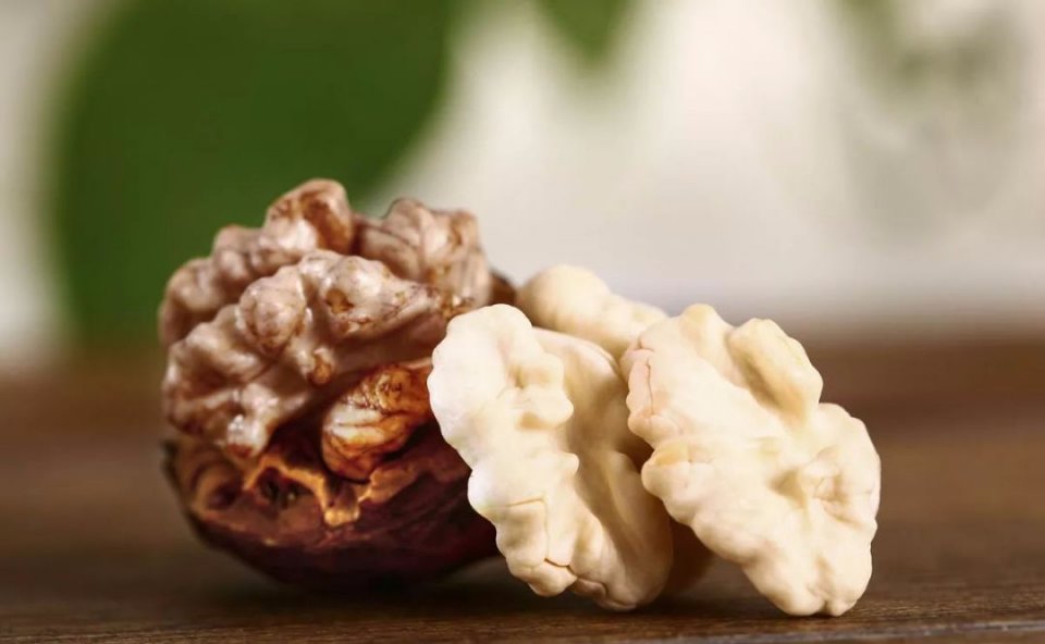 坚持每天吃核桃,一个月后,你的身体会有什么样