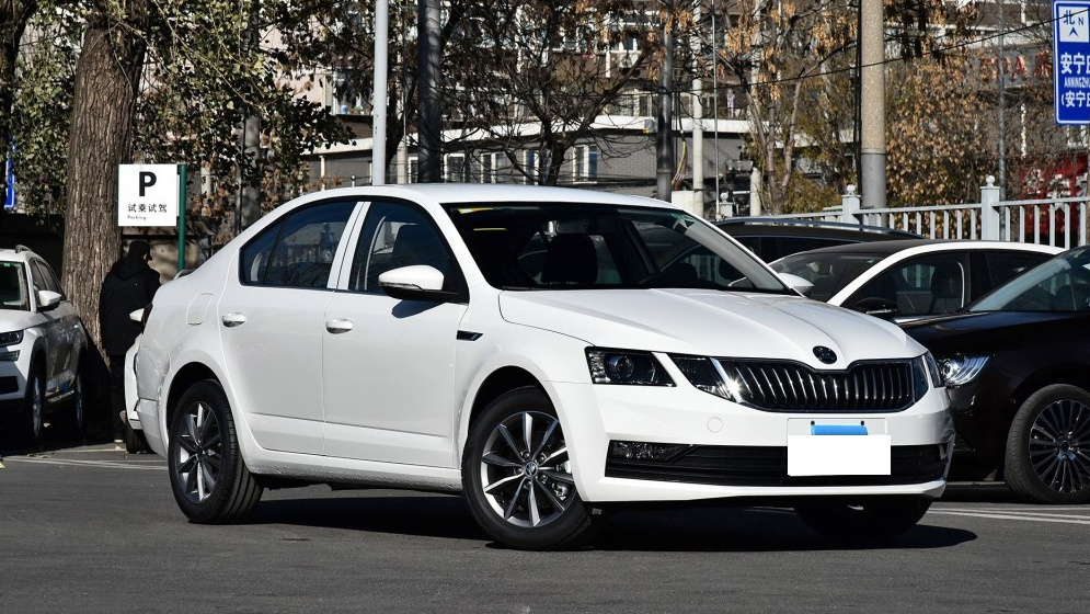 12万左右大空间家用车就选它，开出去有面子，搬家旅行必备之选