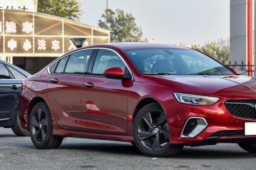 买思域的图个啥！这辆别克才贵一万，比雅阁还快一条街