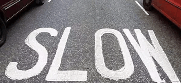 想夏天开车省油又省心! 这些方面要做到