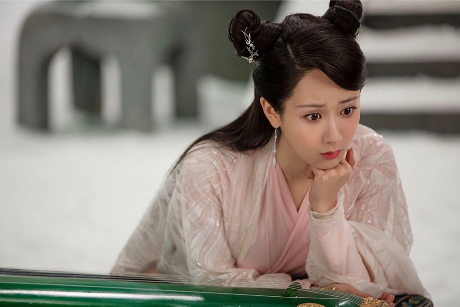 新白蛇杨紫图片