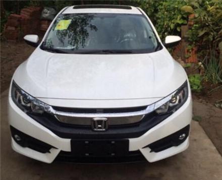 小伙花15万买日系车思域，跑了5000公里，有一点实在受不了