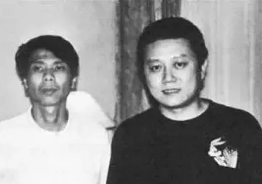 拍马屁上位的小钢炮?潜规则男郎的名导演?带