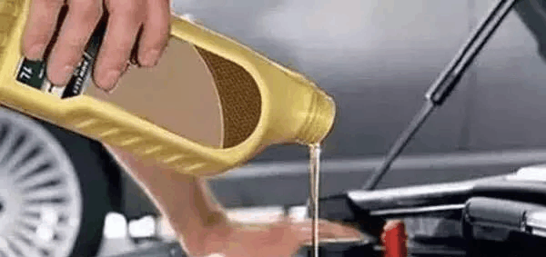 想夏天开车省油又省心! 这些方面要做到