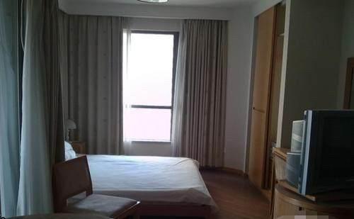 出租屋里隐藏的摄像头拍下的画面都流向了哪里