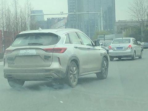 别说奥迪Q5和奔驰GLC,全新国产英菲尼迪QX50能干过凯迪拉克XT5