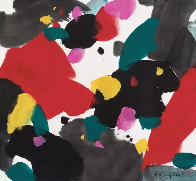 ��������е���100������Ʒչ���У�����������