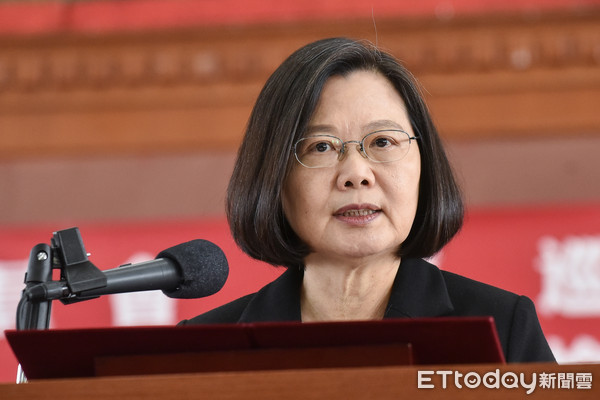 ��Ӣ�ġ���ͼƬ��Դ��̨�塰��ɭ�����ơ���