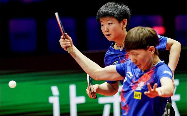 死鸭子还嘴硬！伊藤输球不甘心，这么快忘记了被小魔王莎莎双杀？