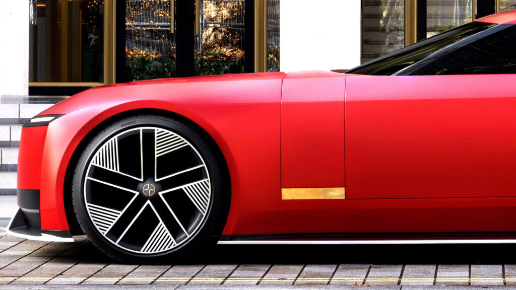 捷豹Type 00概念车实车亮相，全新伦敦红配色吸睛