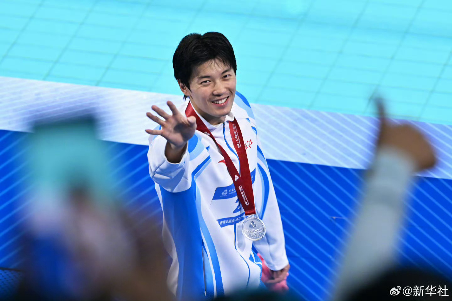 全运会游泳收官日汪顺张雨霏冲金，百米飞人大战打响