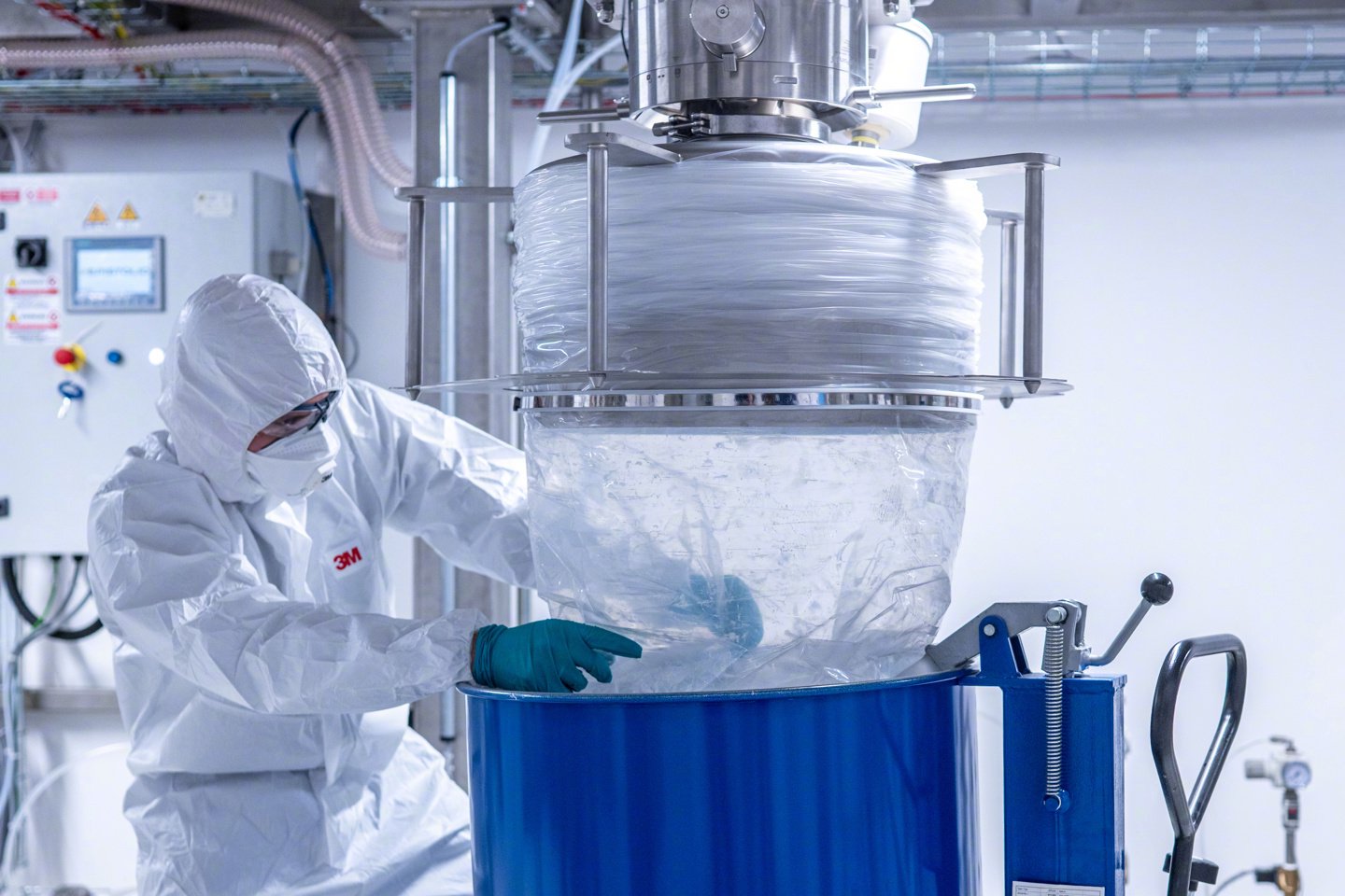 宝马启用电池直接回收中心，年处理量达数十吨