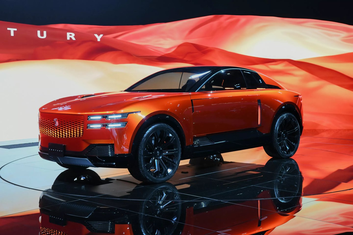 丰田世纪旗舰轿跑或配V12插混系统，功率超800hp