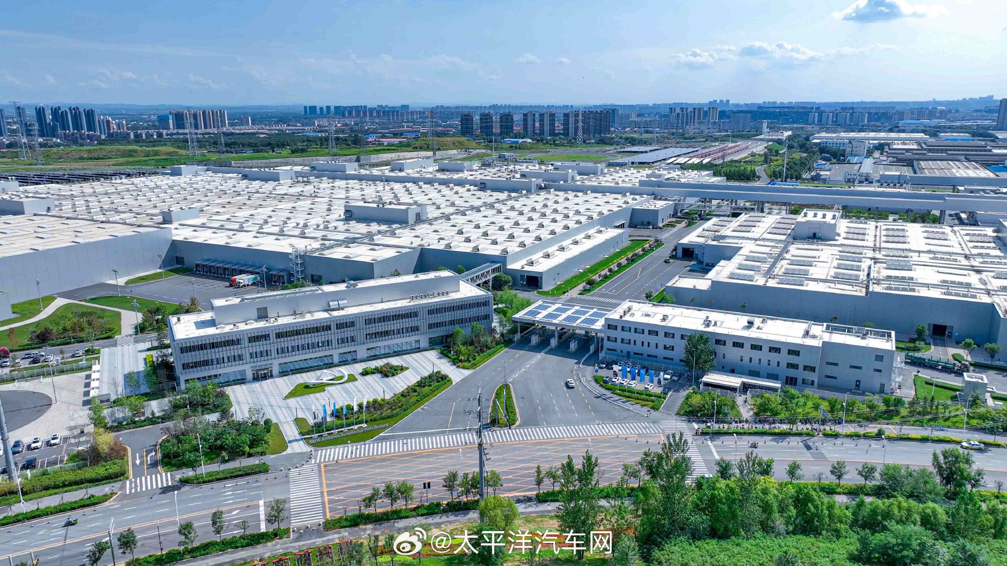 华晨宝马大东工厂产量突破350万辆，国产5系超200万辆