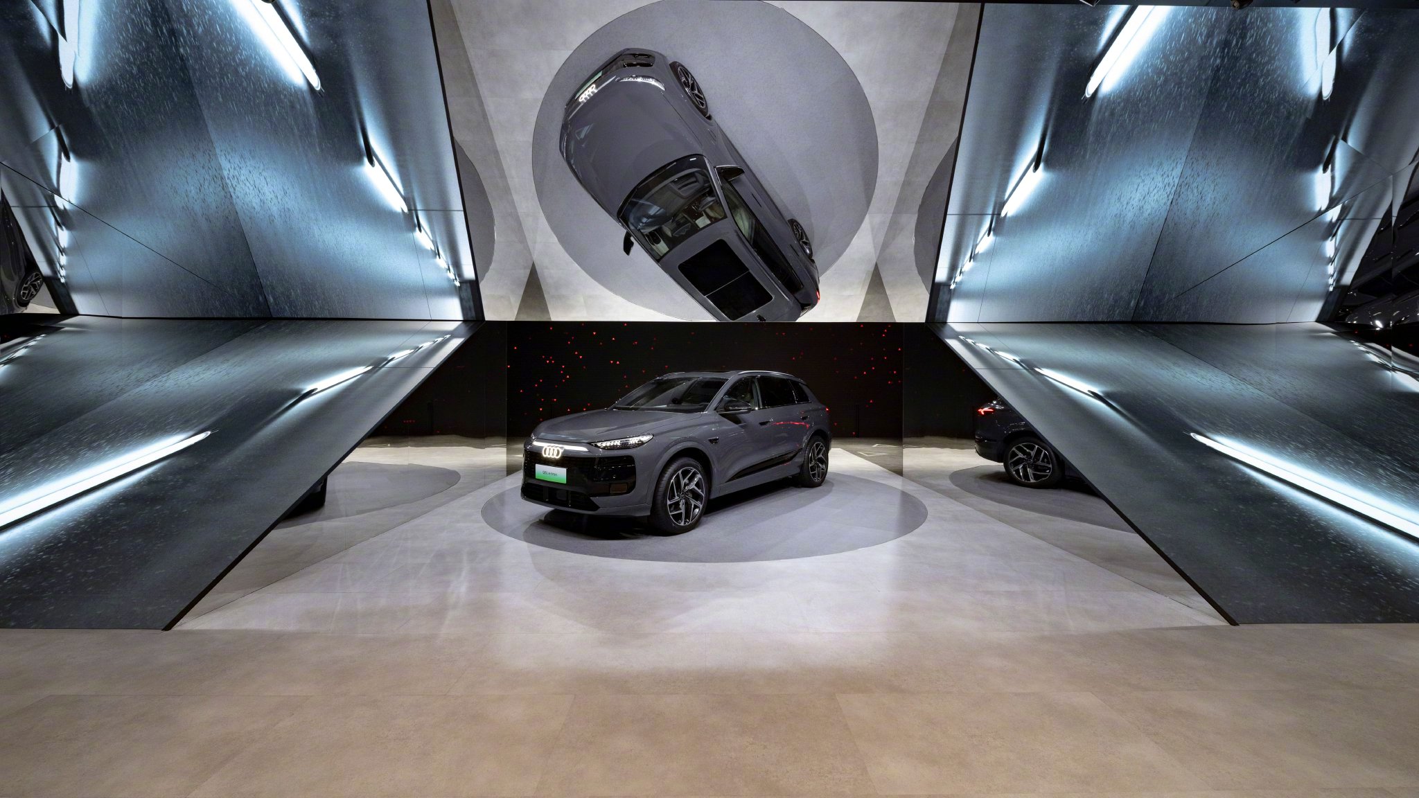 奥迪Q6L e-tron杭州亮相，光语美学诠释科技共鸣