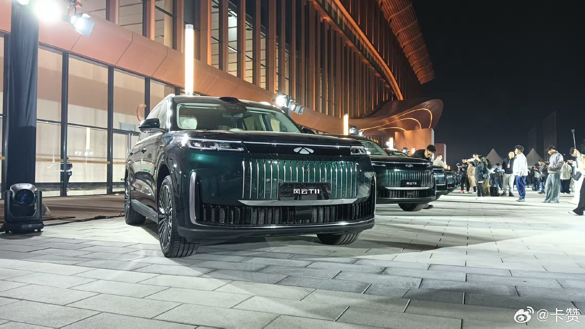 风云T11大6座SUV上市，17.99万起售配终身质保