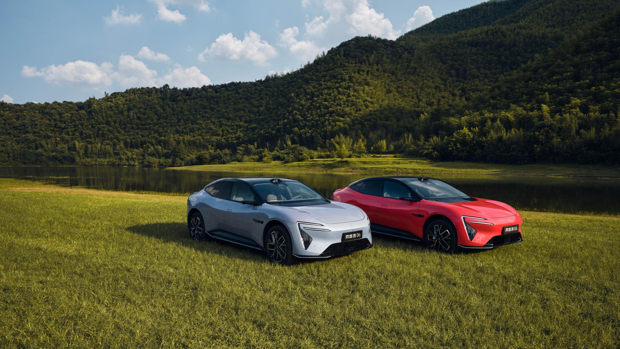 阿维塔06 Elite上市，20万级豪华轿车标配华为智驾