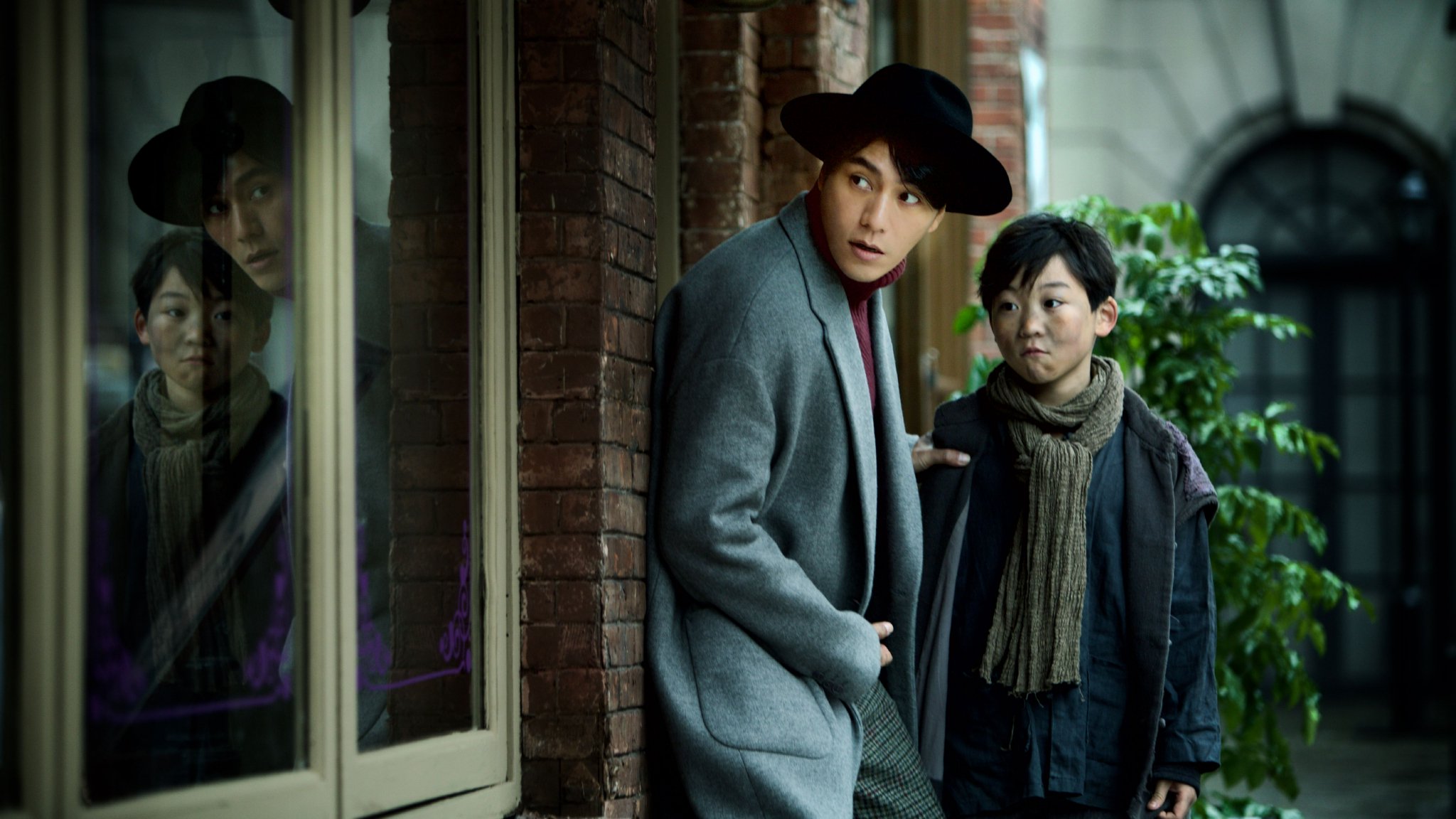 陈坤万茜主演《脱身》今晚开播，演绎民国职场谍战